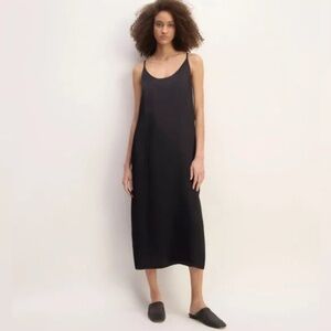 Everlane black dress
